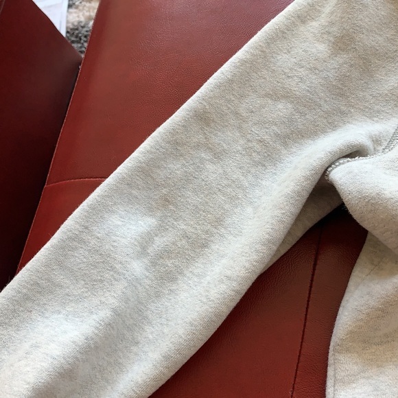 Hollister Sweater - Picture 6 of 12